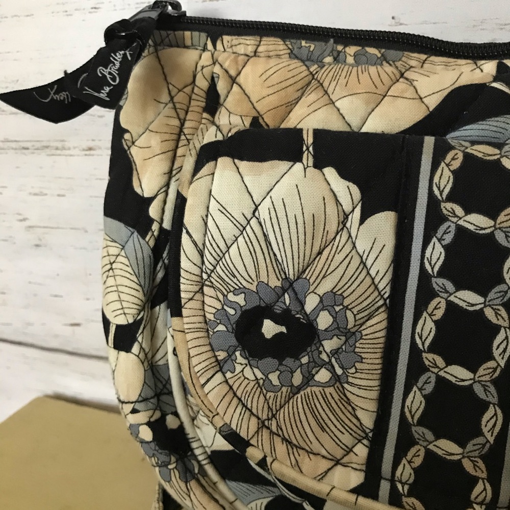 Vera Bradley Retired Lizzy - Picture 8 of 8
